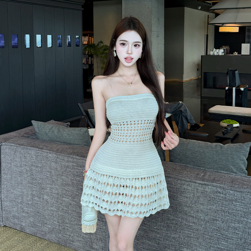 French Style Off-Shoulder Cutout Knit Dress Women's Slim Fit A-Line Mini Dress