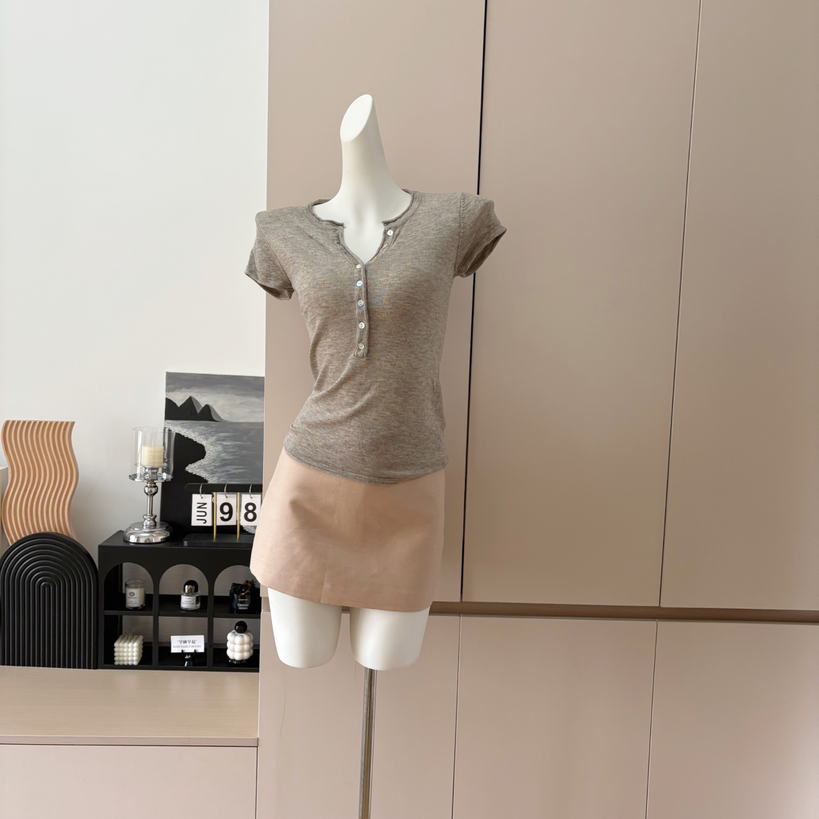Women's Knit Short Sleeve Slim Stretch Top 2025 Solid Color Base T-Shirt - Image 3